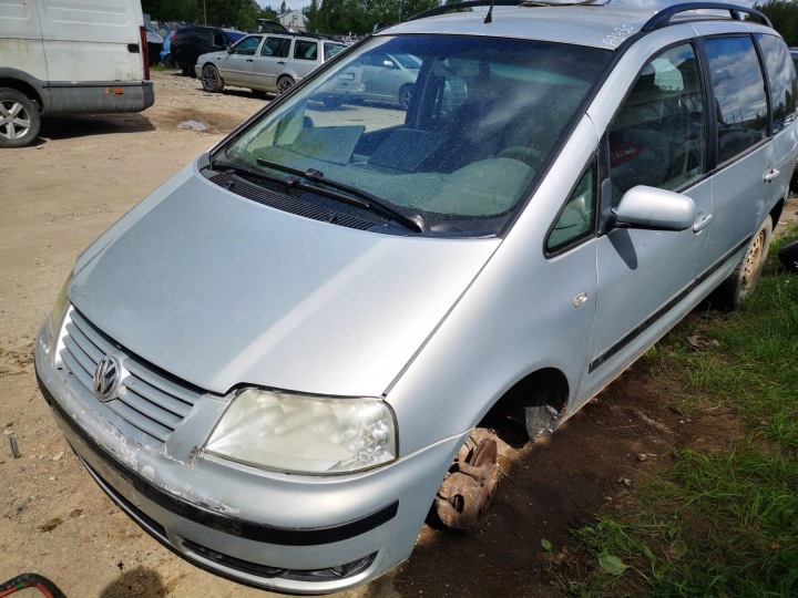 Volkswagen Sharan Vacuum pump bromssystem 2001 1.9L 6