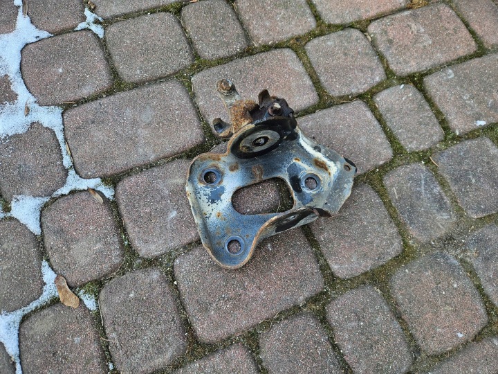 maniglia Consolle staffa RINFORZI PARAURTI Della sospensione PONTE POSTERIORE oski posteriore sinistra Opel Corsa E