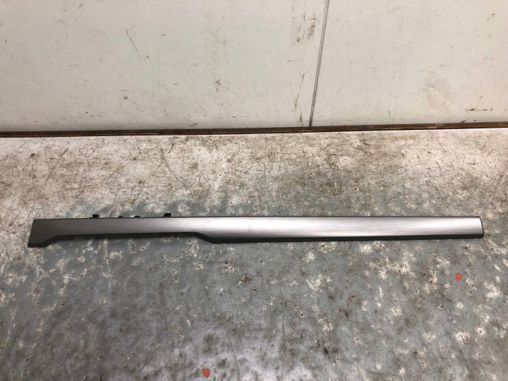 moulding DEKOR consoles JP9 VW PASSAT B8 LIFT 3G1853054M