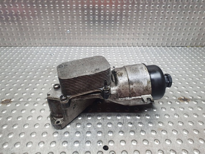 Gehäuse Ölfiltergehäuse 9656969980 FORD FIESTA MK7 1.6 TDCI