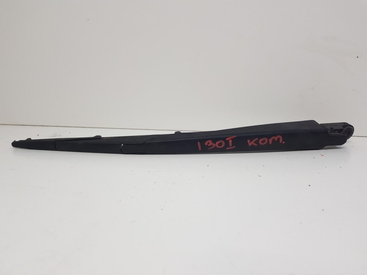 HYUNDAI I30 KOMBI wischerarm heckklappe heck 06
