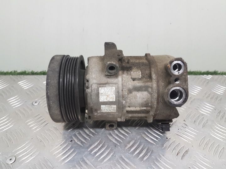 kompresor klimatizace OPEL CORSA D 55701200