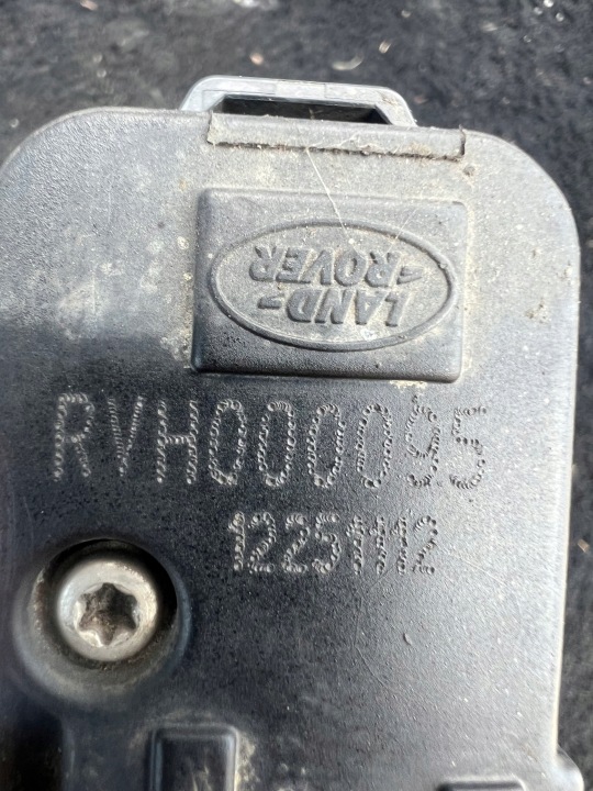Land Rover Range Rover Suspension Valve RVH000095 2