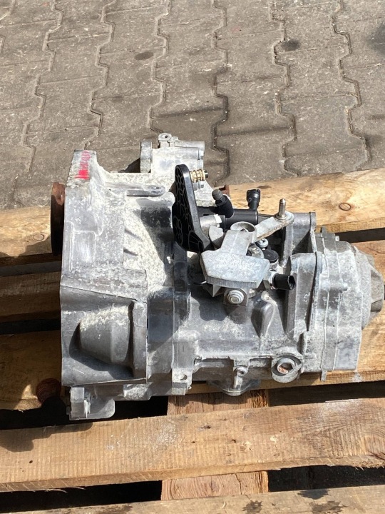 Getriebe MANUALNA 1.8 TFSI NMY VW AUDI SKODA SEAT GOLF TOURAN OCTAVI