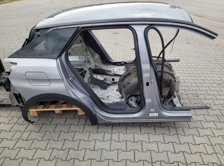 Armature Aile Arrière Gauche Droite Toit Carter / coupe Longeron PEUGEOT 3008 II KCAC