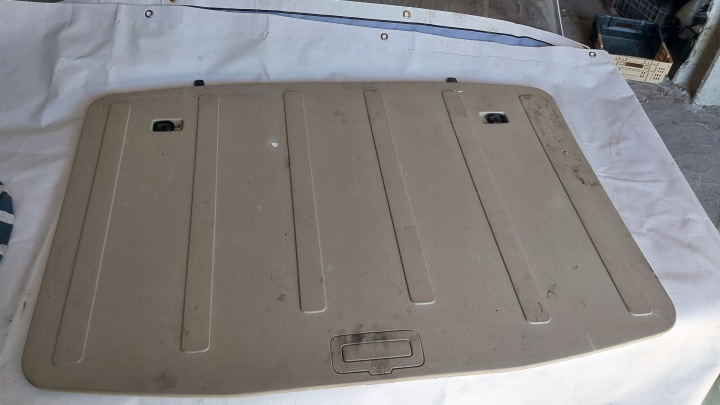 PODLAHA kryt kufru 85721-2E510 HYUNDAI TUCSON 1 a 04-10 R. JASNA