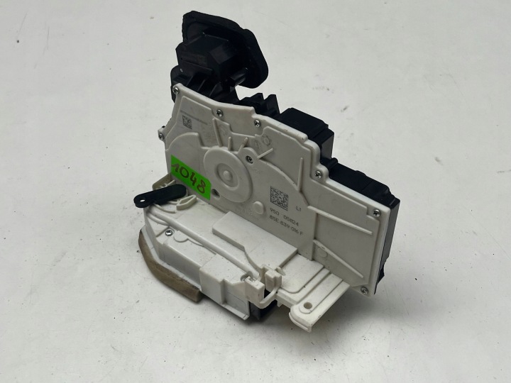AUDI A5 24- de la Serrure Portière Droite Arrière 85E839016F @M