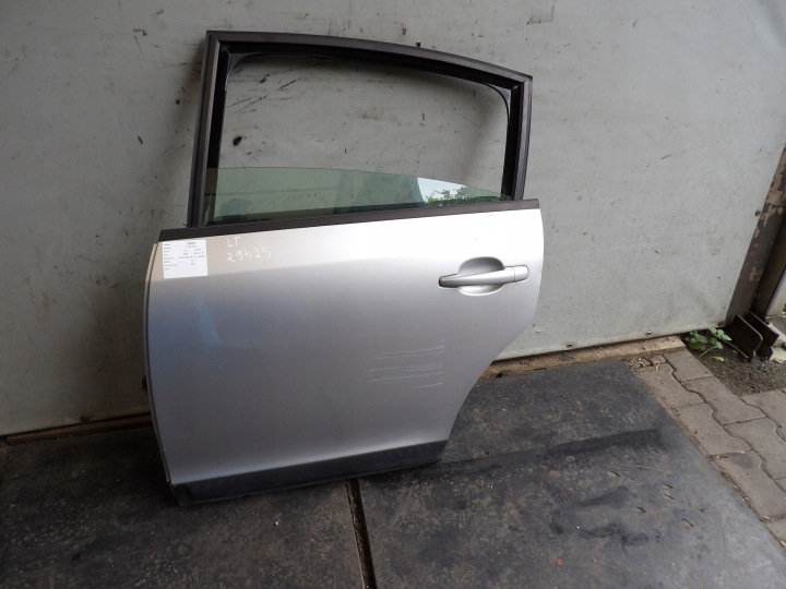 Citroen C4 PORTA Portiera posteriore sinistro HB 5D lak. EZR