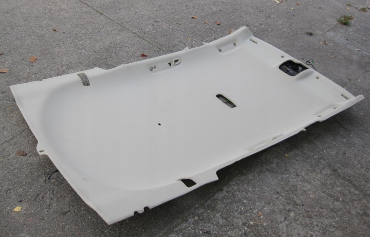 VOLVO V70 2.0 D 09R KOMBI krovna obloga bež instalacija 39864352