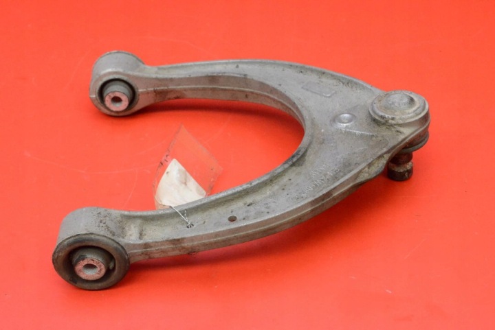 rameno pravý předek horny AW608216 BMW F10 F11 2.0 D 218 KM 09-13