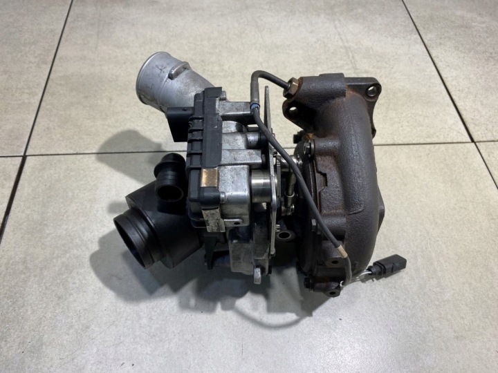 turbo AUDI Q7 4L 3.0 TDI 059145722M