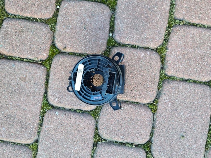 krúžok airbag zwijak Opel Astra K V 39136243