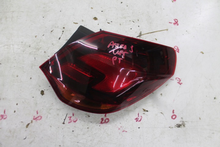 Licht rechts heck hinten OPEL ASTRA J IV HB LIFT 12-15