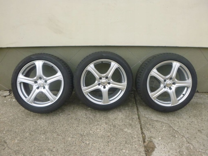 NISSAN TOYOTA 8Jx18ET43 5x114,3 felga Alumínium