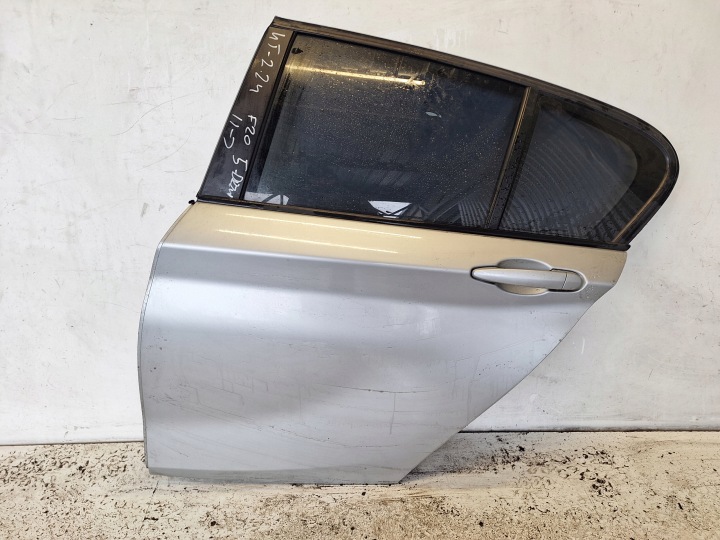 BMW et F20 11-15 Portière Gauche Arrière A83