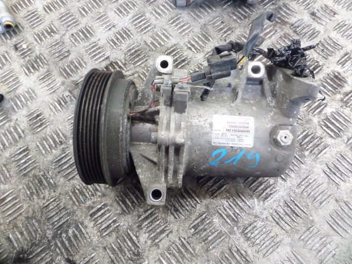 Nissan OE 926003VD0A Compresseur Climatisateur air conditionné