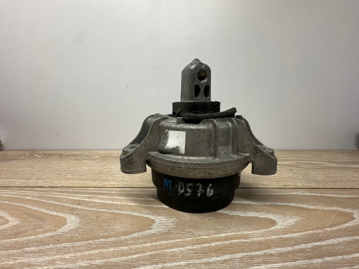 BMW F07 F10 F11 520i 528i N20 520d 525d N47 Supporti motore usato 6785601