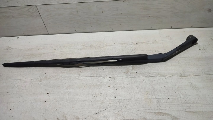 KIA Rio IV 18r front side left wiper arm windows