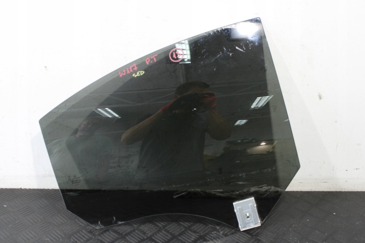 VETRO finestrino PORTA Portiera Destra posteriore 2013 R CLA W117 AMG A45