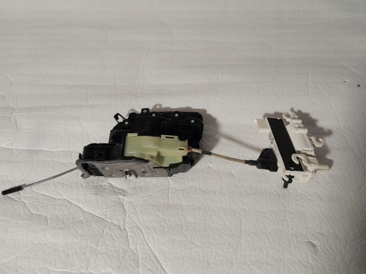 BMW 7 G11 LCI de la Serrure DOCIAG Portière Droite Avant ANGLIK UK 7477708 5A36EA2