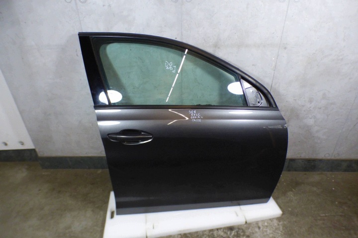 dveře pravé předek originál lak EVLC Peugeot 308 II T9