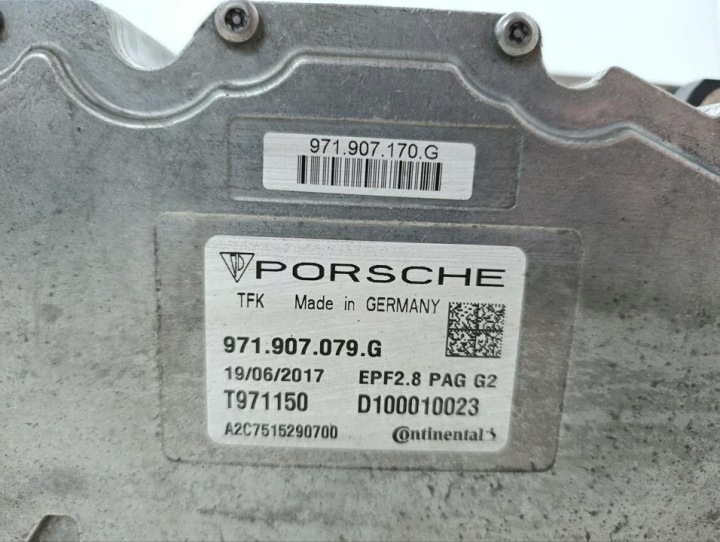 Inverter with converter 971907079G Porsche PANAMERA 2018 9