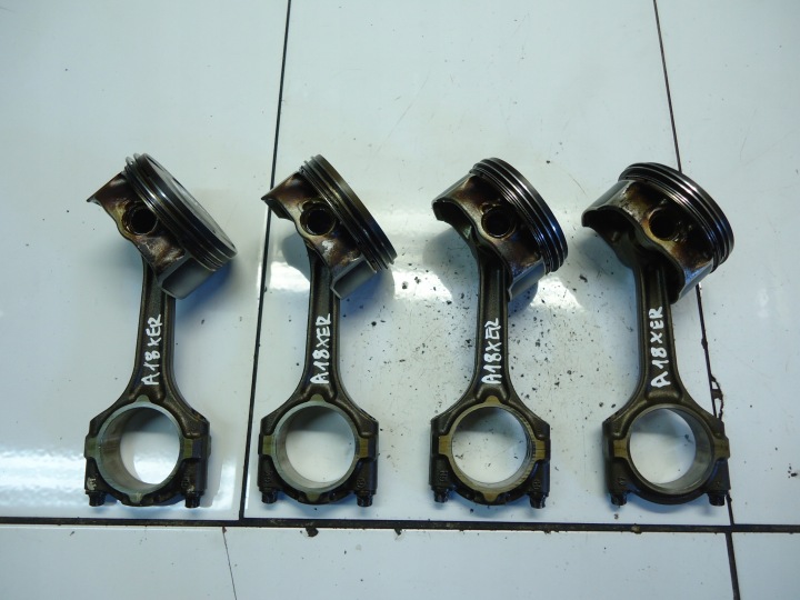 OPEL ASTRA J 1.8 A18XER piston with connecting rod