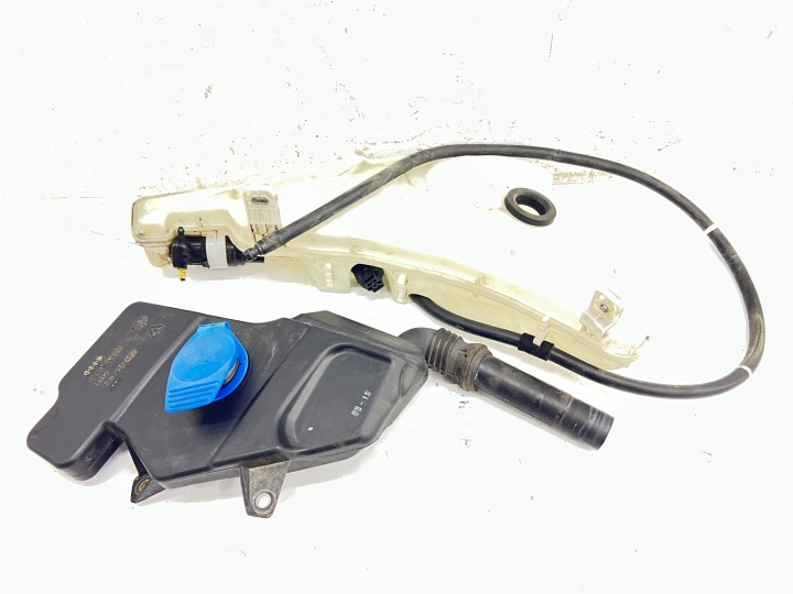 AUDI A6 C7 11-14 tank of gas DO washers 4G2955462 4G8955451D