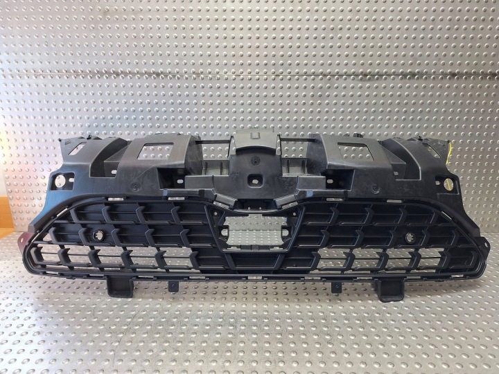 Grille TOYOTA YARIS CROSS 20- 53111-0DB21