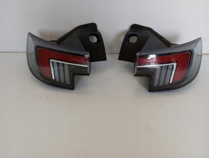 Licht Leuchte heck hinten OPEL MOKKA B 9833721880