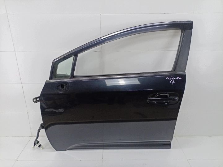 Portière Avant Gauche Bouche buse Toyota Avensis 3 T270 facelift ZRT272W 2012