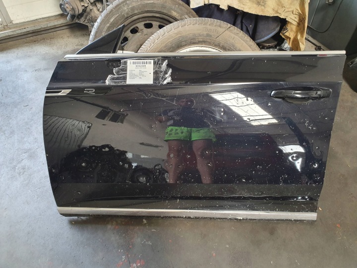 Portière Gauche Avant LC9X KOMBI VOLKSWAGEN ARTEON
