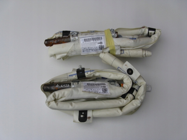 střešní airbag pravá VW GOLF plus