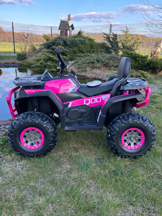Великий Квадроцикл на акумулятор XMX607 4 x 45 Watt 12 В 10 Аг Пульт М'які колеса — фото 4