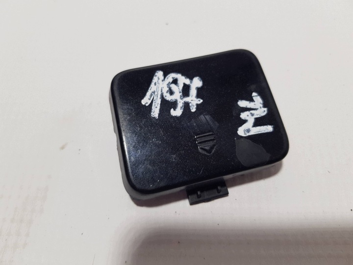 Abschleppöse der Stoßstange vorne MERCEDES W164 ML vorne 197 C197