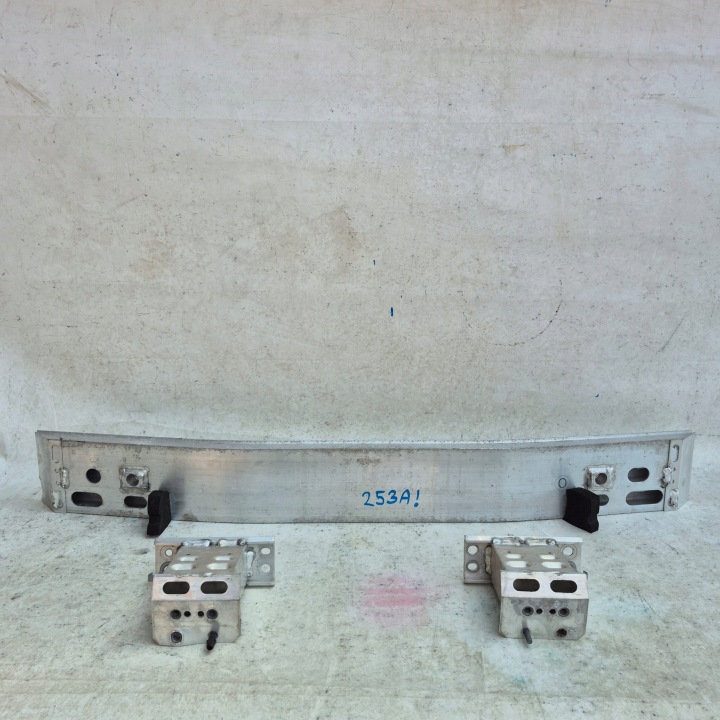TOYOTA PRIUS positivo PRIUS + 2011- RINFORZO PARAURTI Anteriore Anteriore Puntone longherone avantreno anteriore destro P+L