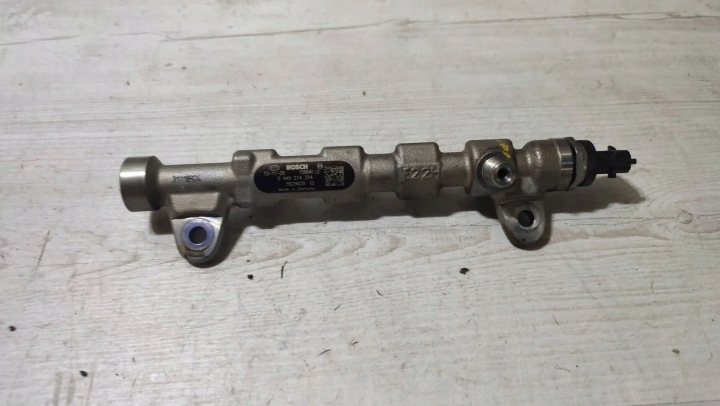 Jeep Cherokee 2015 Rampe injection