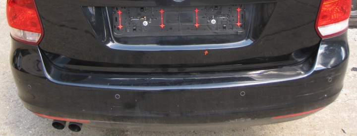 VW GOLF VI KOMBI 11R nárazník záď CZYJNIKI PDC kompletní kol. LC9X