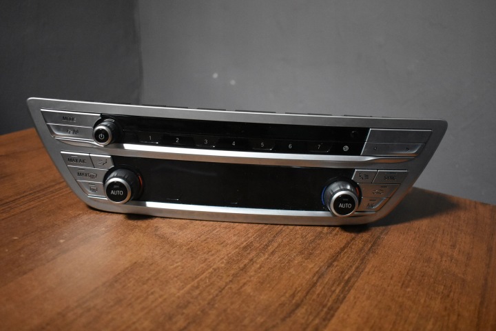 IDEALNY PANEL klimatizaci RADIA BMW G11 G12 LIFT 1 9