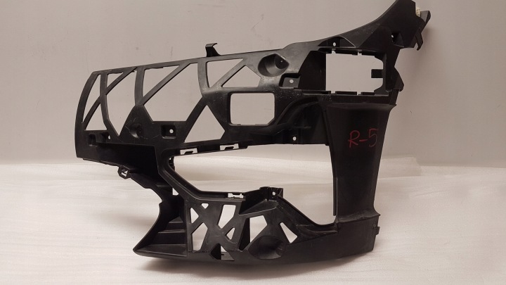 bumper bracket left front BMW G20 G21 7422247
