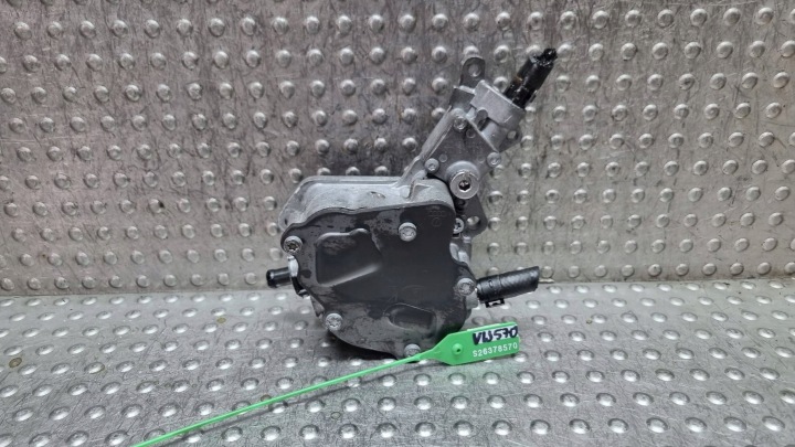 pump VACUM 038145209N AUDI A3 8P GOLF V PASSAT B5 B6 TOLEDO III 1.9 TDI
