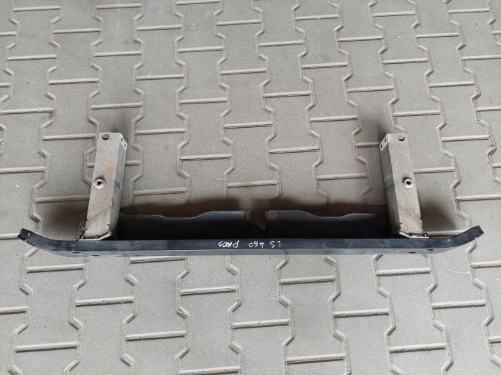 ABSORBER träger vorne untere LEXUS LS 460 LS460 IV