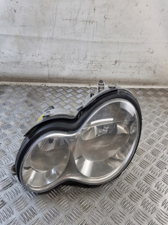 licht links vorne MERCEDES W203 2004