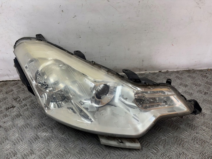 REFLEKTOR Licht rechts XENON CITROEN C-CROSSER