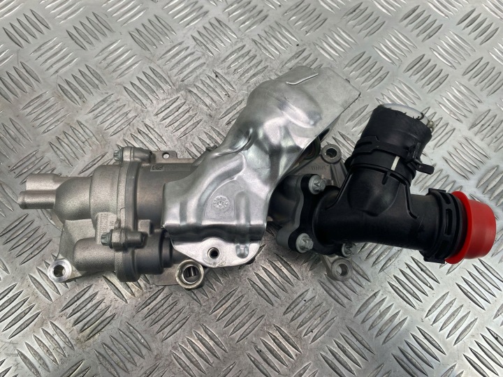 MERCEDES E250 W213 water pump A2742000800 M274 new originál