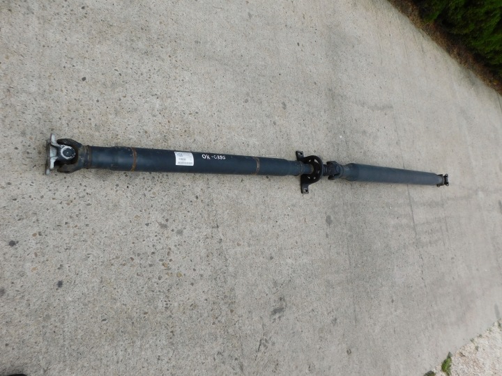 Antriebswelle pedny sredni Sprinter 906 Crafter 2.5 TDI OEM A9064102116