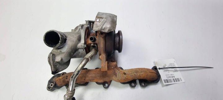 turbo 04L253010T VOLKSWAGEN PASSAT B8