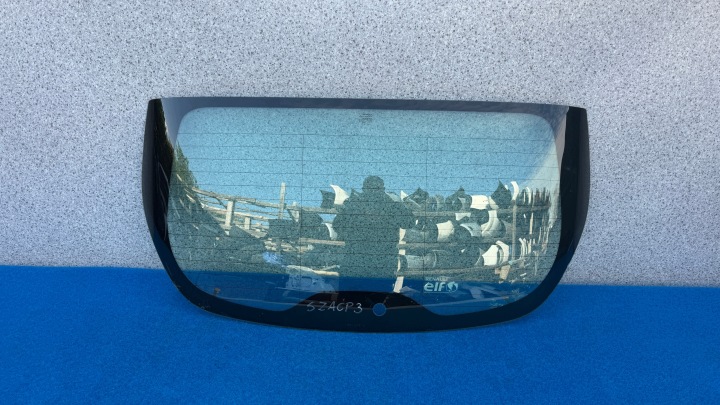 RENAULT LAGUNA 3 III KOMBI prozor zadnja hauba stražnji dio original 43R-001582 SZACP3