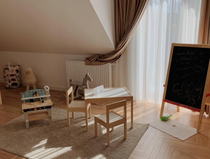IKEA LATT Столик дитячий і 2 стільця Дерево — фото 9