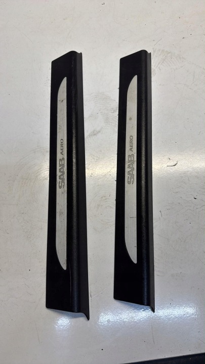 SAAB 9-3 93 Leiste Schutzleiste progowe links rechts vorne OE AERO